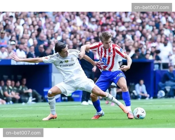 马德里街头的抗议:球迷团体集会反对西甲将部分比赛移至美国举行的计划